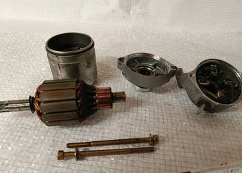 Yamaha R1 RN 12 rozrusznik