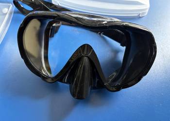 Maska nurkowa Ultima typu frameless czarny silikon bezramkowa