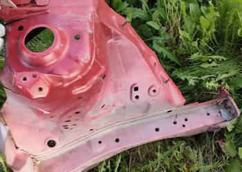 Podłużnica yaris 3