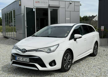 Toyota Avensis 1.6 D-4D 112KM 2015r. kamera, navi, zadbany hak III (2009-)