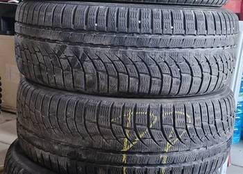 Opony zimowe NOKIAN WR 215/55/R17