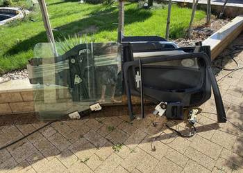MAN TGS TGX Tapicerka boczek lewych drzwi szyba mechanizm zamek silniczek