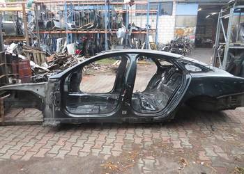 PRÓG SŁUPEK LEWY BOK HHN JAGUAR XJ X351