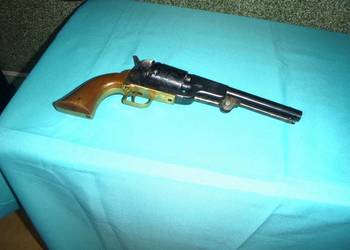 COLT DRAGON 44 REWOLWER CZARNOPROCHOWY DOBRY