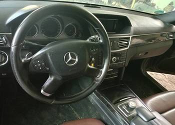 Mercedes e klasa w 212 deska kompletna poduszka powietrzna airbagi + pasy Mercedes e klasa w 212 deska kompletna poduszka powietrzna airbagi + pasy