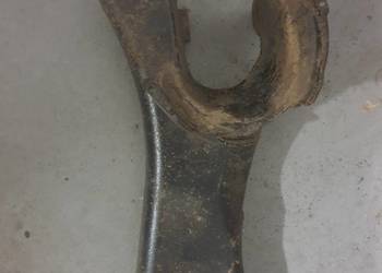 Wahacz tylny lewy Volvo XC90