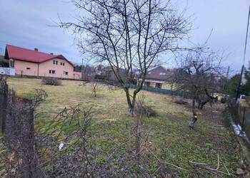 Działka budowlana 856 m²  Łagiewniki