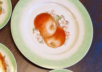 Stary PÓŁMISEK 1 szt ĆMIELÓW porcelana seria OwoceJabłka vintage na prezent