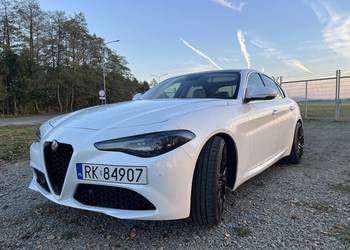 Alfa Romeo Giulia Q4 280 KM | Biała Perła | Remus | Harman Kardon