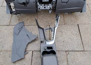 Ford Fokus MK3 deska rozdzielcza kokpit i inne EU