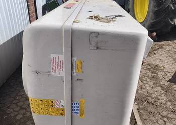 Zbiornik opryskiwacz 2000l plus zbiornik na wodę czystą