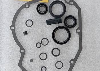 USZCZELNIACZE USZCZELKI SKRZYNI BIEGÓW DNIEPR WSTECZNY KPL.