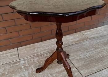 Stolik stylowy z intarsją kawowy okolicznościowy okrągły