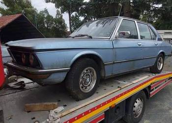 BMW 525 e12