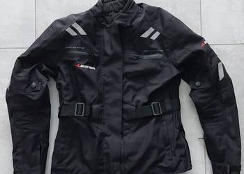 Kombinezon motocyklowy, rękawice motocyklowe, strój motocyklowy