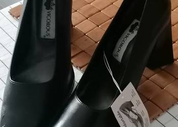 Damskie czarne czulenka na slupku