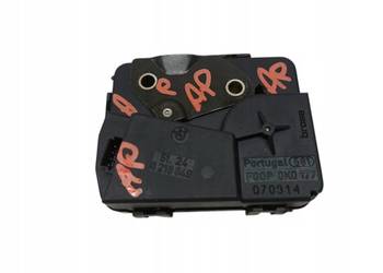 ZAMEK KLAPY BAGAŻNIKA KOMBI TOURING  8218849 Bmw Seria 3 V (2005-2012) E90