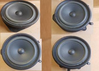 Audi A4 B7 głośnik radiowy do drzwi