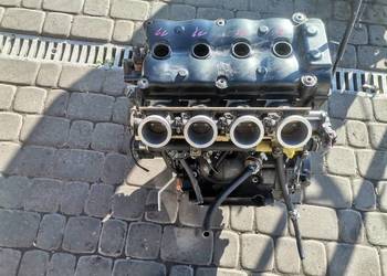 TRIUMPH SPEED FOUR 600 SILNIK 2003R