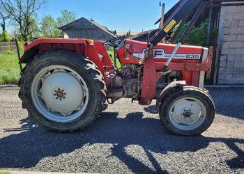 Ciągnik rolniczy MASSEY FERGUSON 235