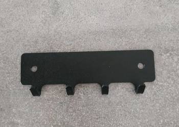 Metalowy haczyk na klucze