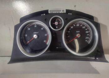 LICZNIK OPEL ZAFIRA B 1.7 CDTI 13308989