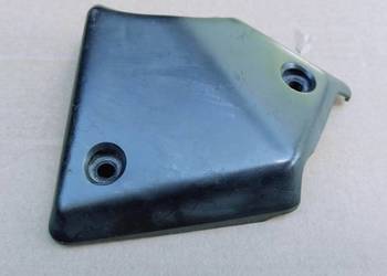 Suzuki Intruder 125 osłonka plastik zaślepka OEM 47321-26F00