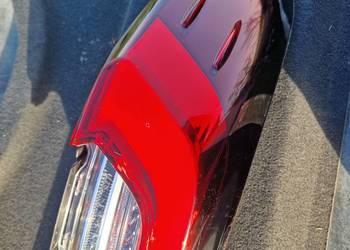 Toyota Corolla E210 E21 sedan lampa LED jak nowa ORG EU