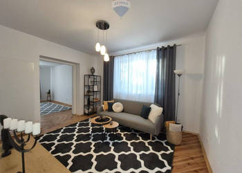 Klimatyczne mieszkanie w willi w Milanówku