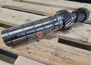 Wałek John Deere 6155M