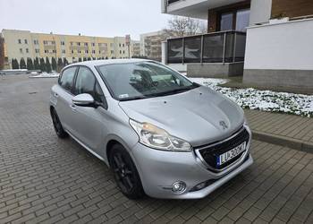 Peugeot 208 1.4  z klimatyzacja