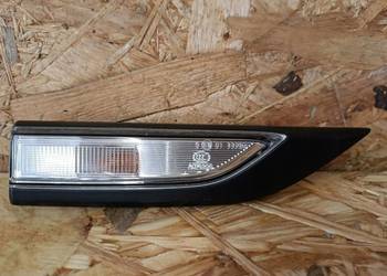 VW T6 Kierunkowskaz na Błotnik Prawy 7E0949102.D