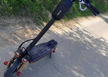 Witam posiadam na sprzedaż hulajnogę ruptor r6 v3 miedziany