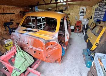 Karoseria Gaz M20 Pobieda podłoga projekt białe blachy
