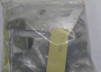 STELAŻ MOCOWANIE SZYBY SUZUKI GSR 600 2006-2007 GIVI A167A