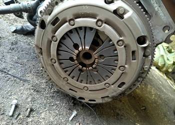Sprzęgło dwumas tarcza docisk 1.6 TDI CAY Altea Touran Golf Audi A3 Octavia