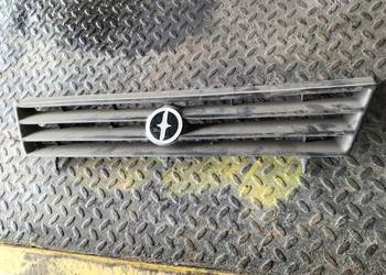 ATRAPA GRILL  FSO POLONEZ CARO