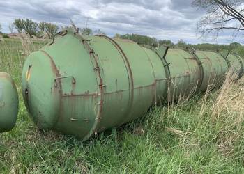 Zbiornik stalowy ze stali zbrojeniowej