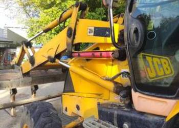 Koparko ładowarka JCB 3CX
