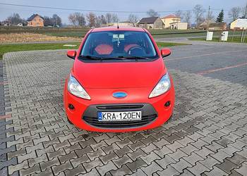 Śliczny z małym przebiegiem.