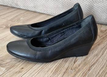 buty na koturnie czółenka czarne r 39/40 Marco Tozzi skóra