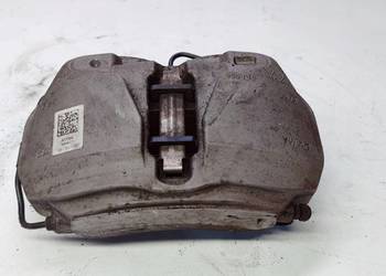 ZACISK HAMULCOWY PRAWY PRZÓD AUDI A4 A5 8W06CC 972