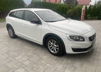 Volvo V60 D3 CROSS COUNTRY 2017R DISEL