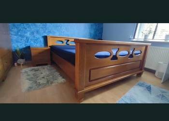 Łóżko do sypialni, drewniane, solidne