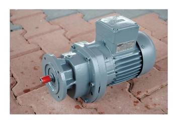 Motoreduktor kołnierzowy 0.18kw. 123obr. FLENDER!