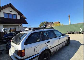 BMW E36 1.8B 1996r maska zderzak na części