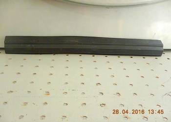 LISTWA ZGARNIAJĄCA DRZWI PRZÓD FORD TRANSIT 85-00