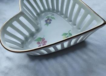 Paterka ażurowa w kształcie serca