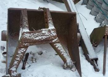 ładowacz na tył tur