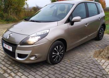 Renault Scenic 1.6 benzyna niski przebieg